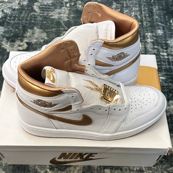 Nike Gold and White High-Top Sneakers - Picture 1 of 6